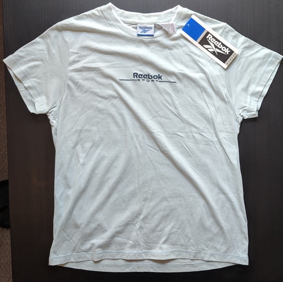 Reebok Tops - Vintage Reebok 2001 Embroidered T-shirt